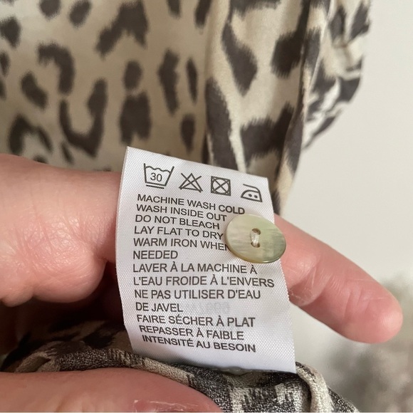 Chaser | NWT Flutter Sleeve Boho Leopard Print Button Down Top - Picture 11 of 12